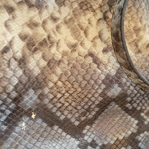 G.I.L.I. Blue Snakeskin Crossbody Bag - Picture 5 of 13